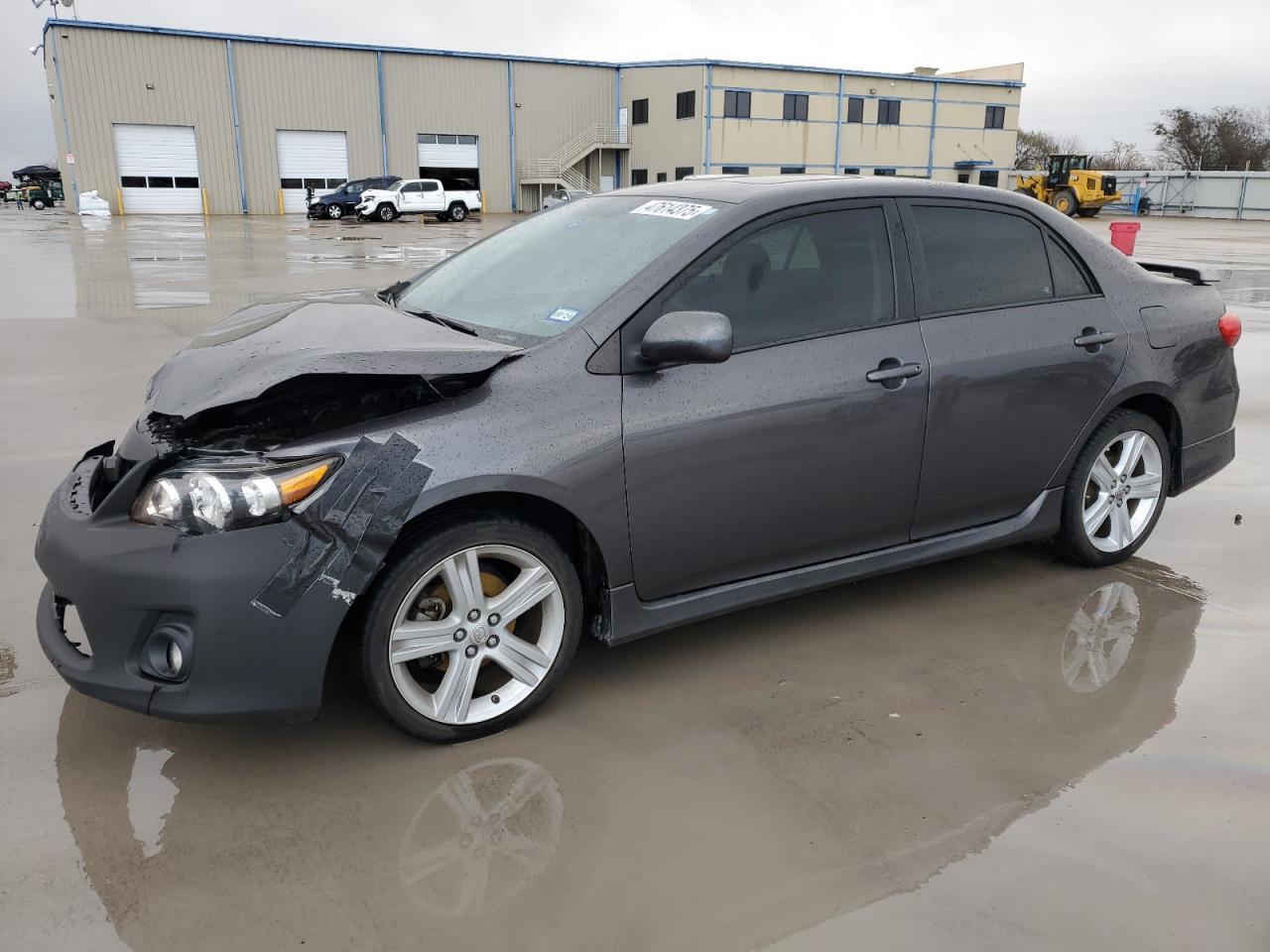 2013 TOYOTA COROLLA BA