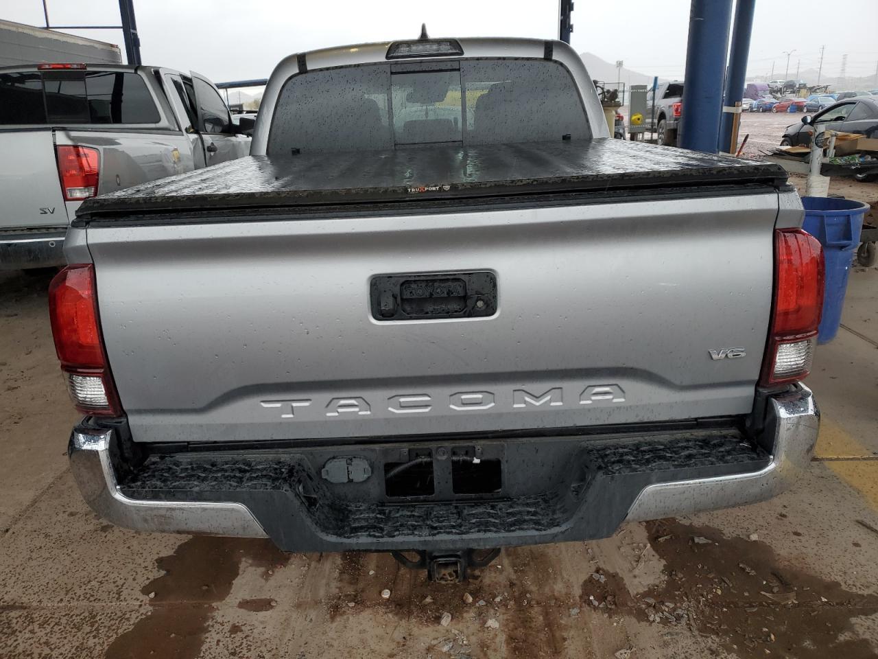 2019 TOYOTA TACOMA DOU - Фото 6