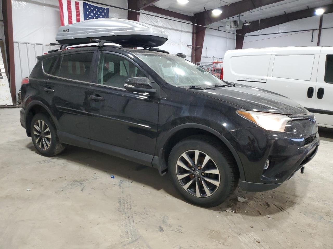 2016 TOYOTA RAV4 XLE - Фото 4