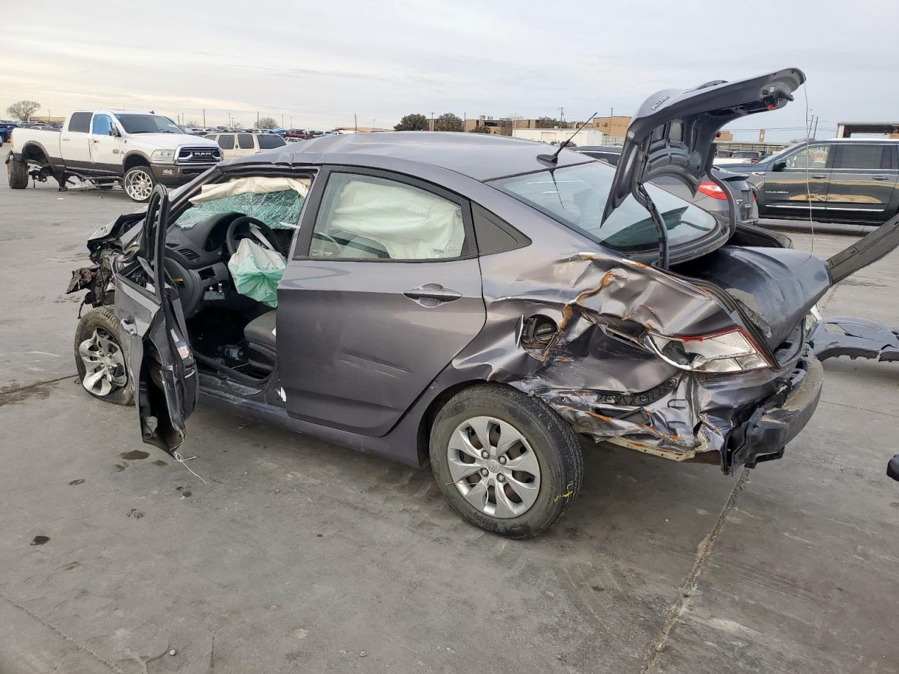 2017 HYUNDAI ACCENT SE - Image 2
