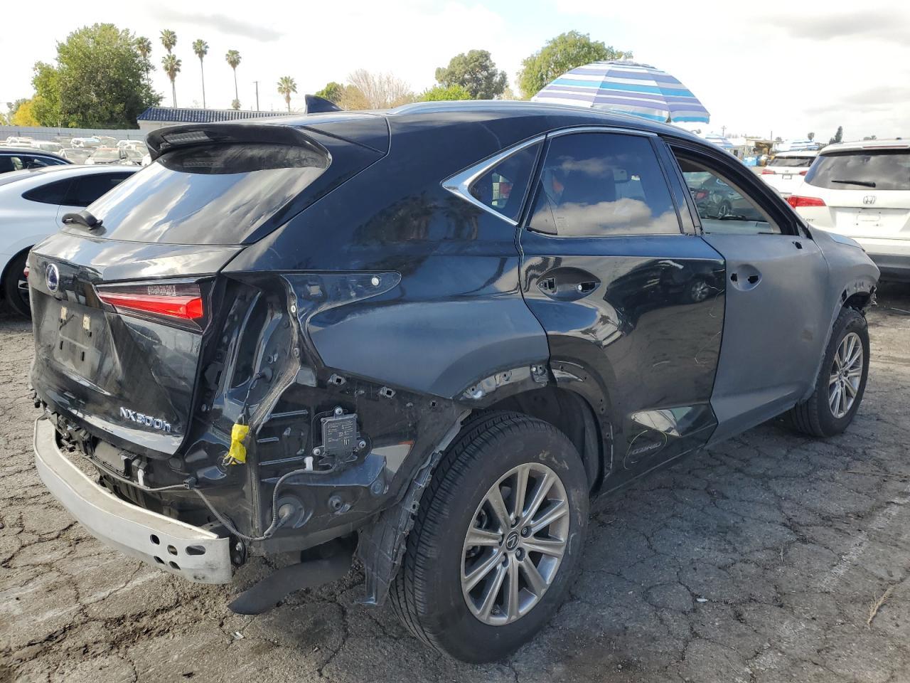2020 LEXUS NX 300H - Фото 3
