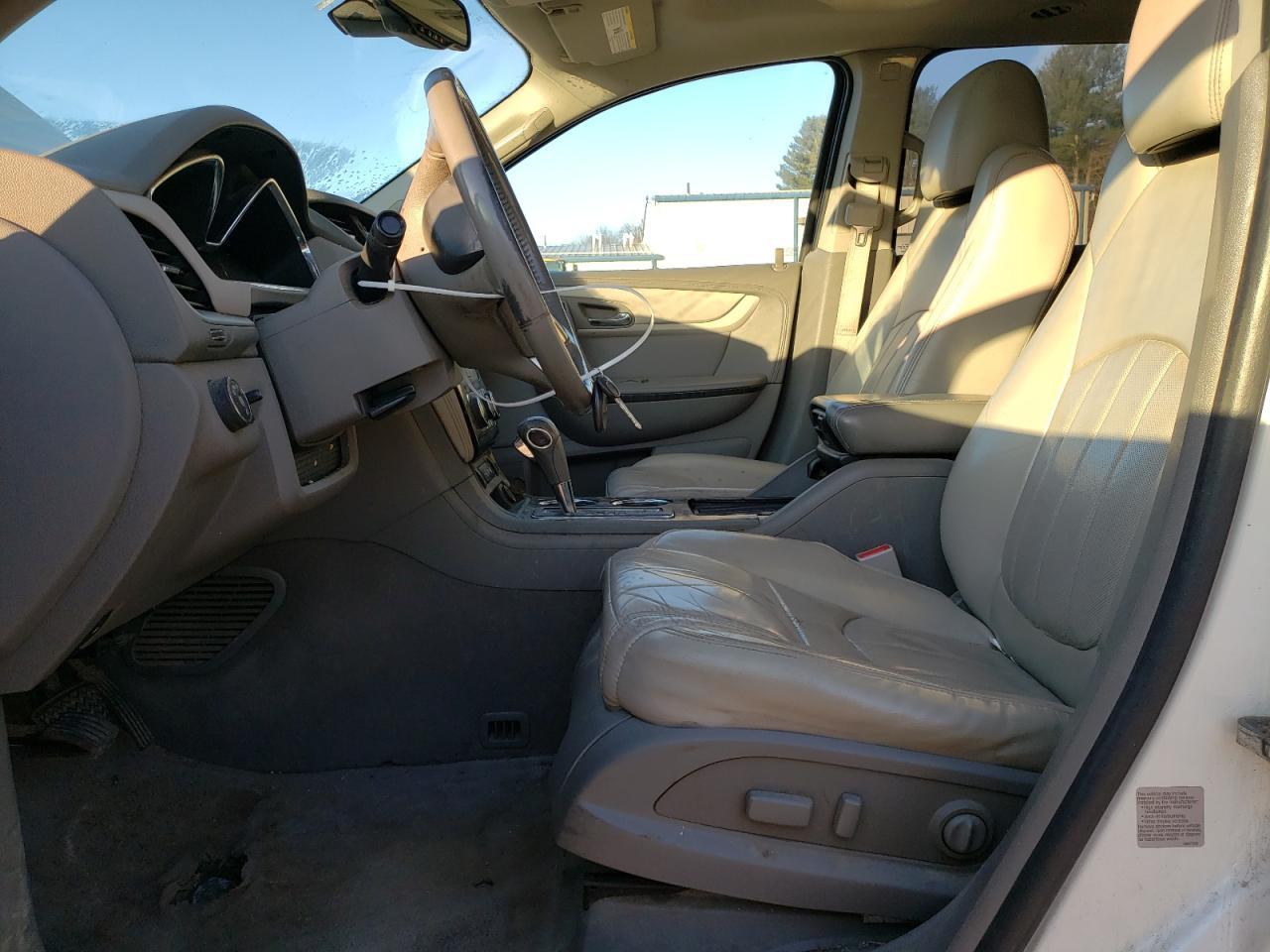 2014 CHEVROLET TRAVERSE L - Image 7