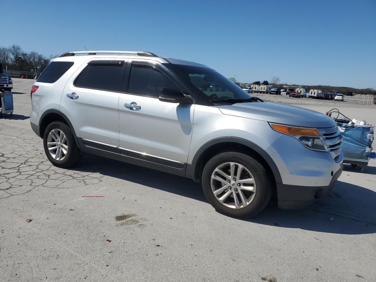2013 FORD EXPLORER X - Image 4