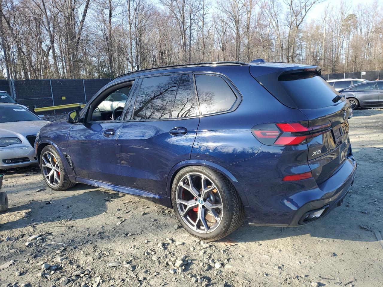 2025 BMW X5 XDRIVE5 - Image 2