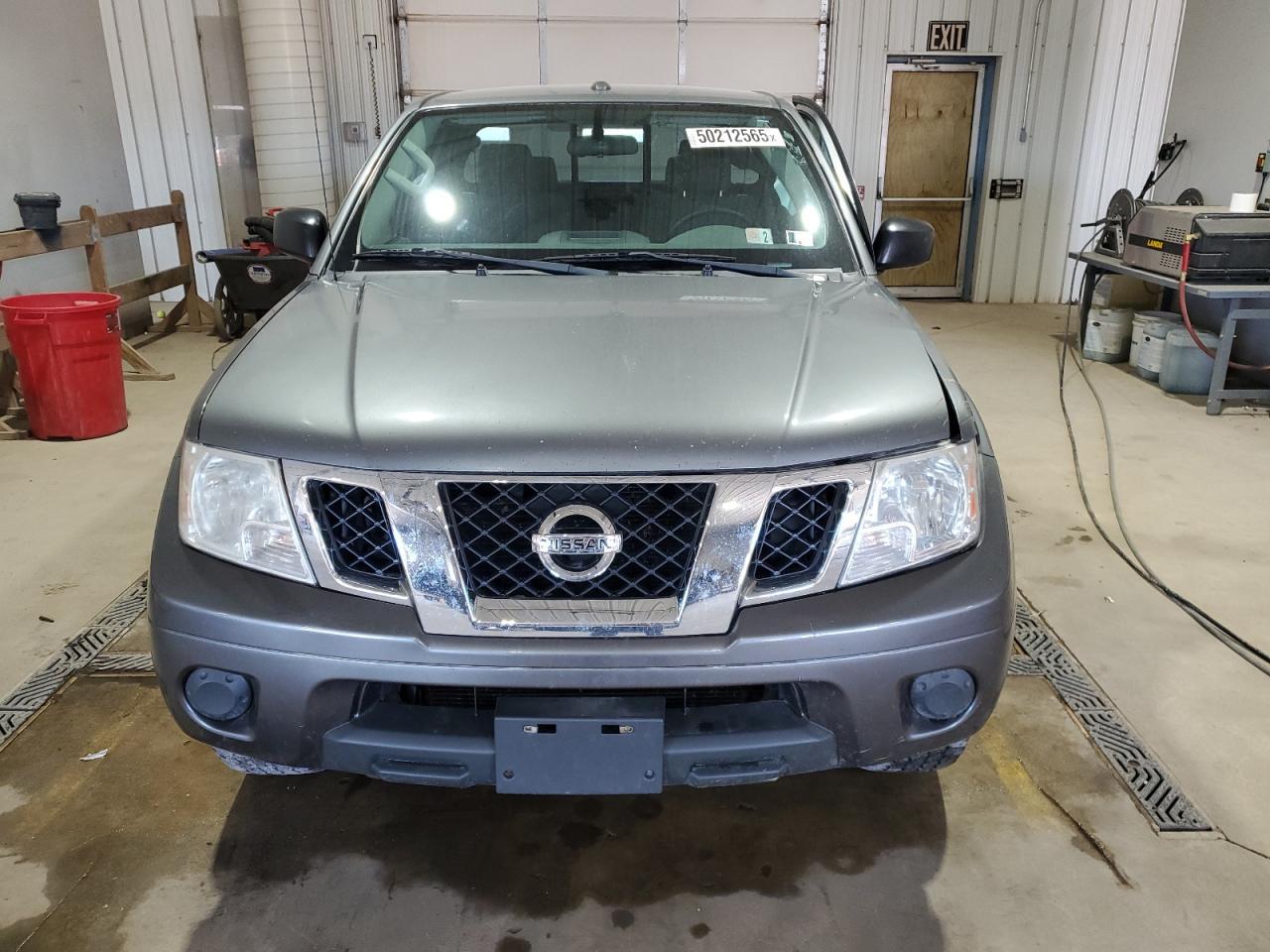 2017 NISSAN FRONTIER S - Image 5