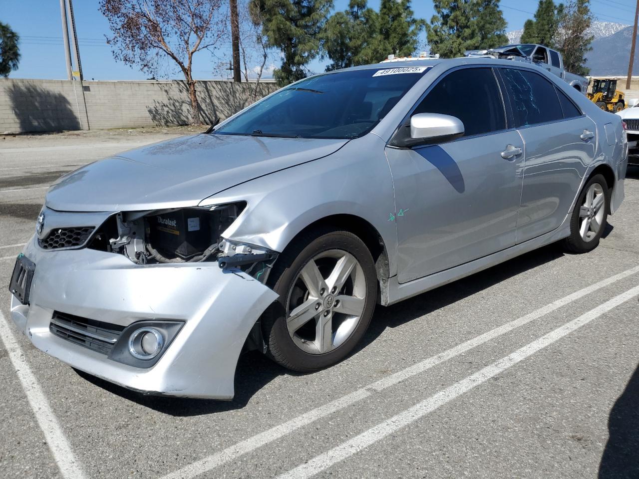 2013 TOYOTA CAMRY L