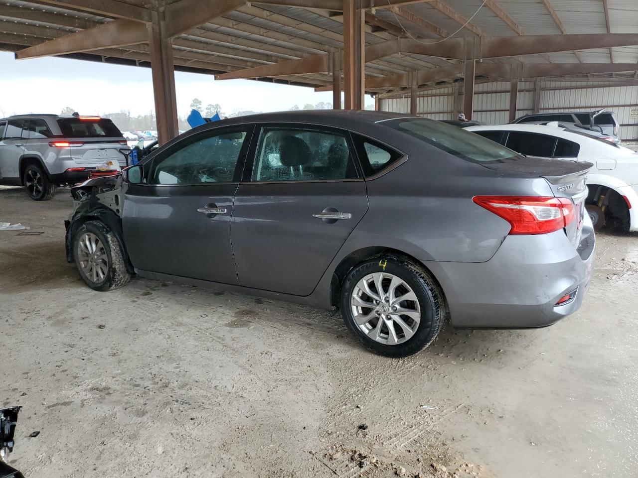 2018 NISSAN SENTRA S - Фото 2