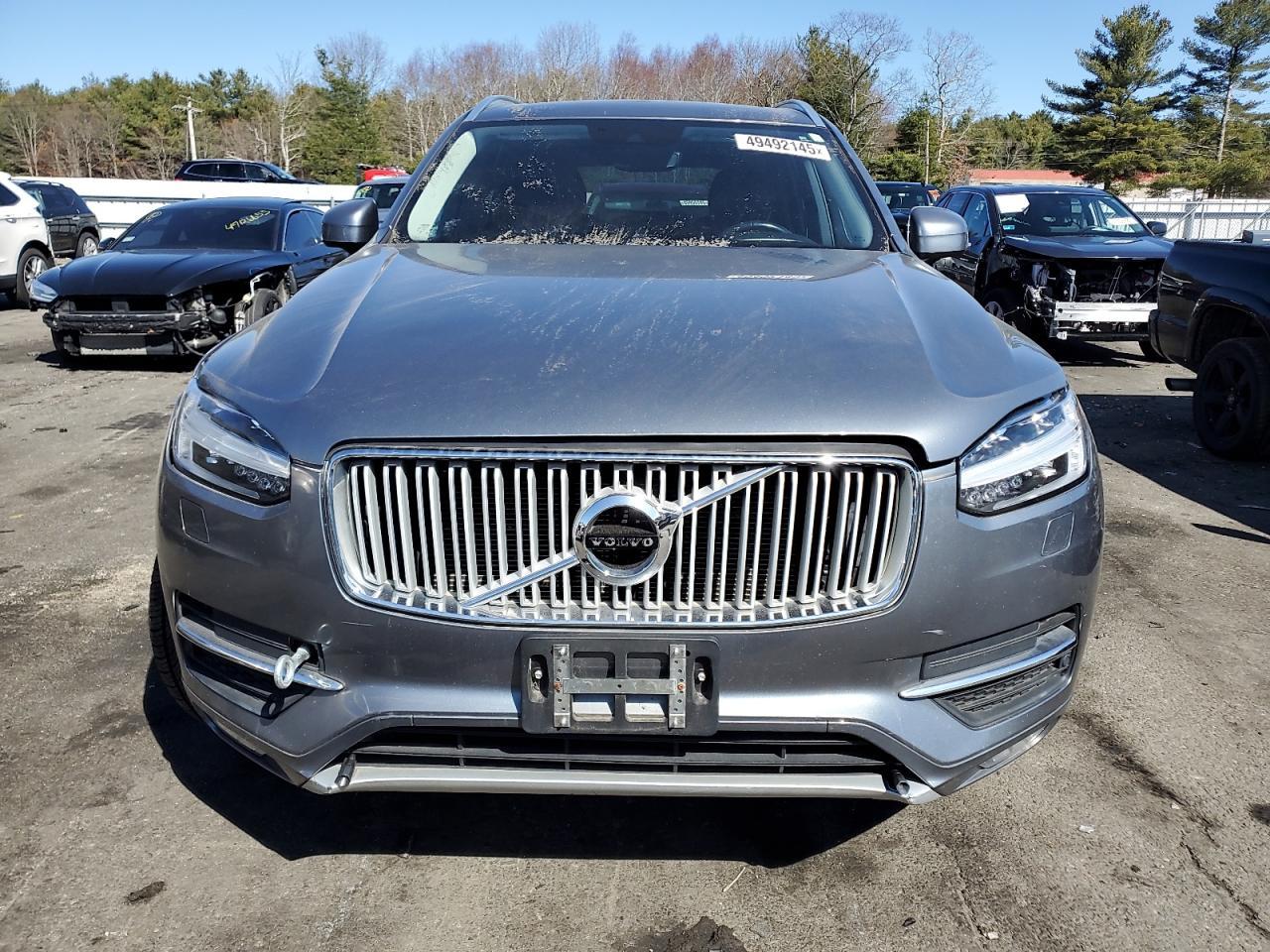 2016 VOLVO XC90 T6 - Фото 5