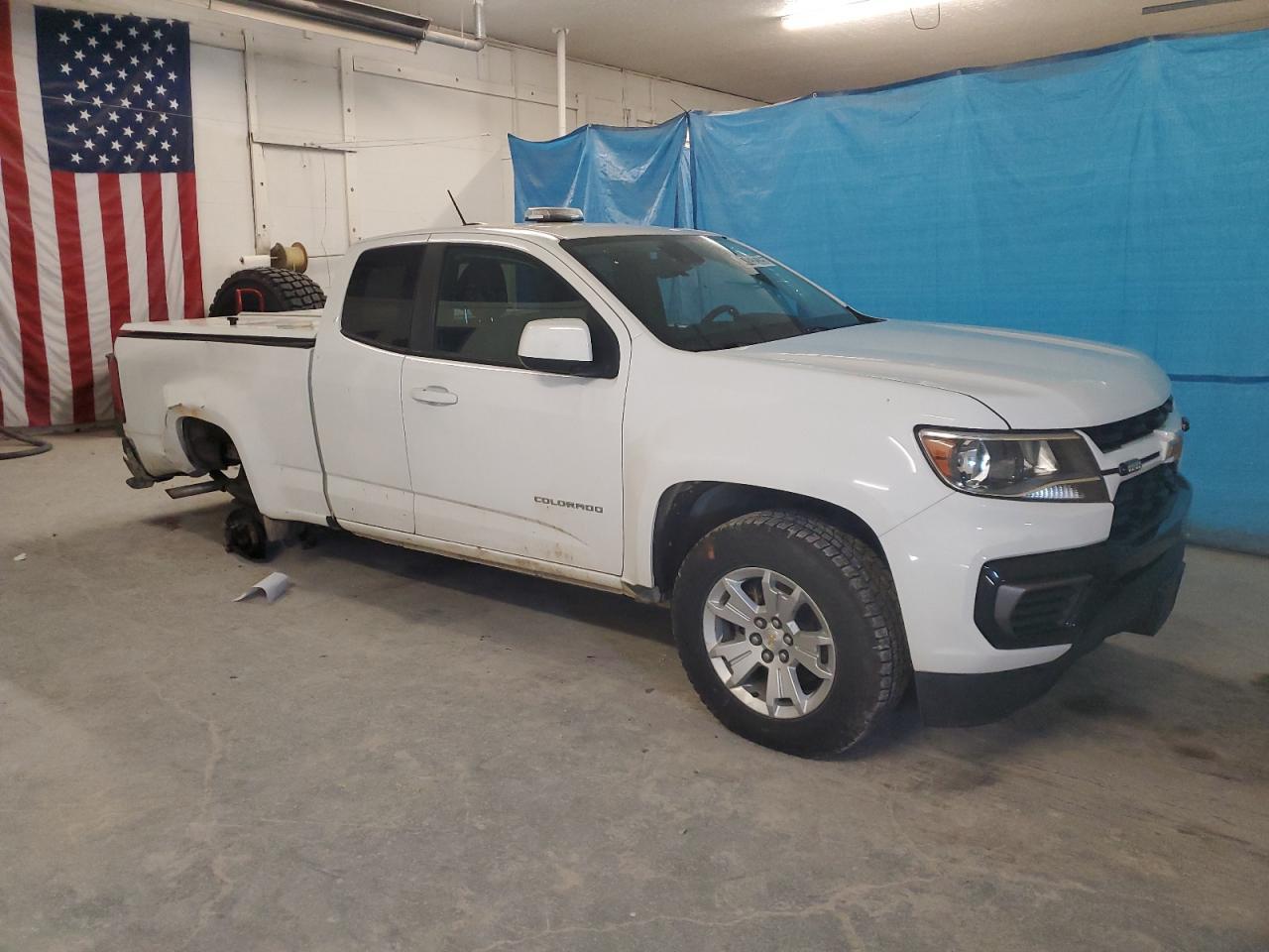 2022 CHEVROLET COLORADO L - Image 4