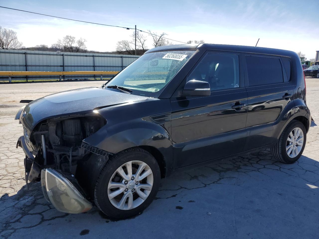 2013 KIA SOUL +