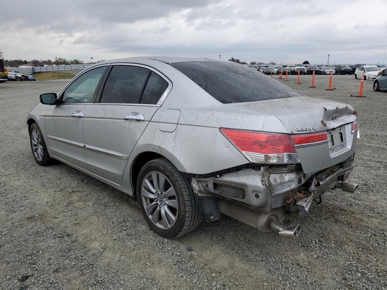 2012 HONDA ACCORD EXL - Image 2