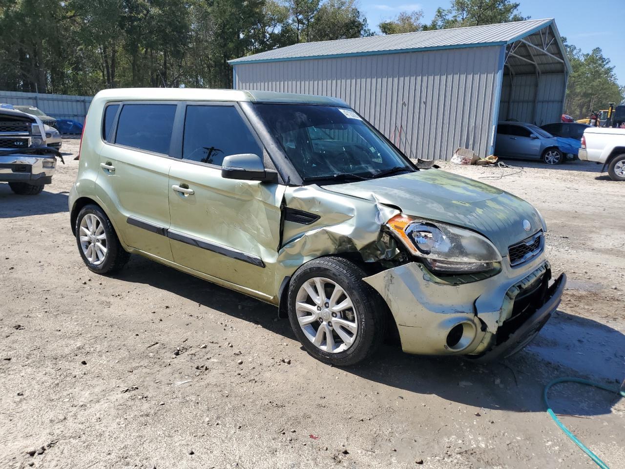 2013 KIA SOUL + - Image 4