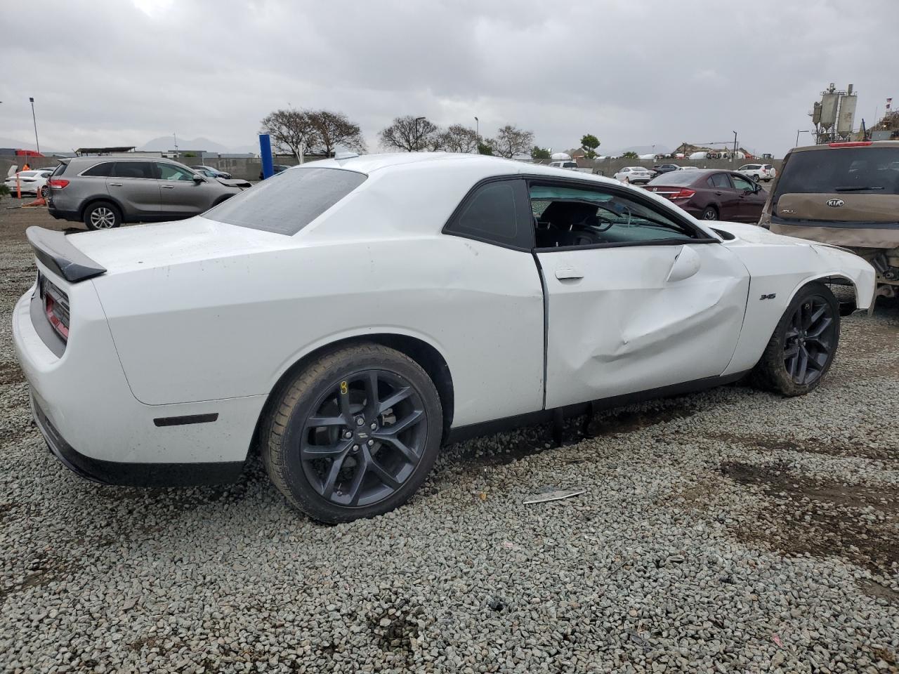 2023 DODGE CHALLENGER - Фото 3