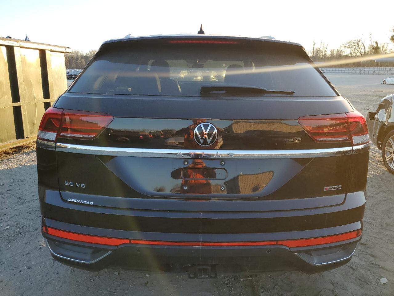 2022 VOLKSWAGEN ATLAS CROS - Фото 6