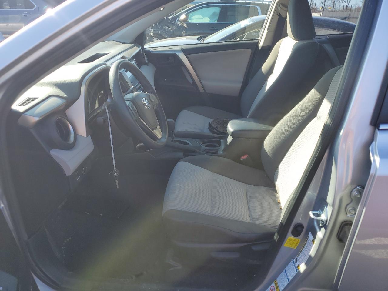 2014 TOYOTA RAV4 LE - Image 7