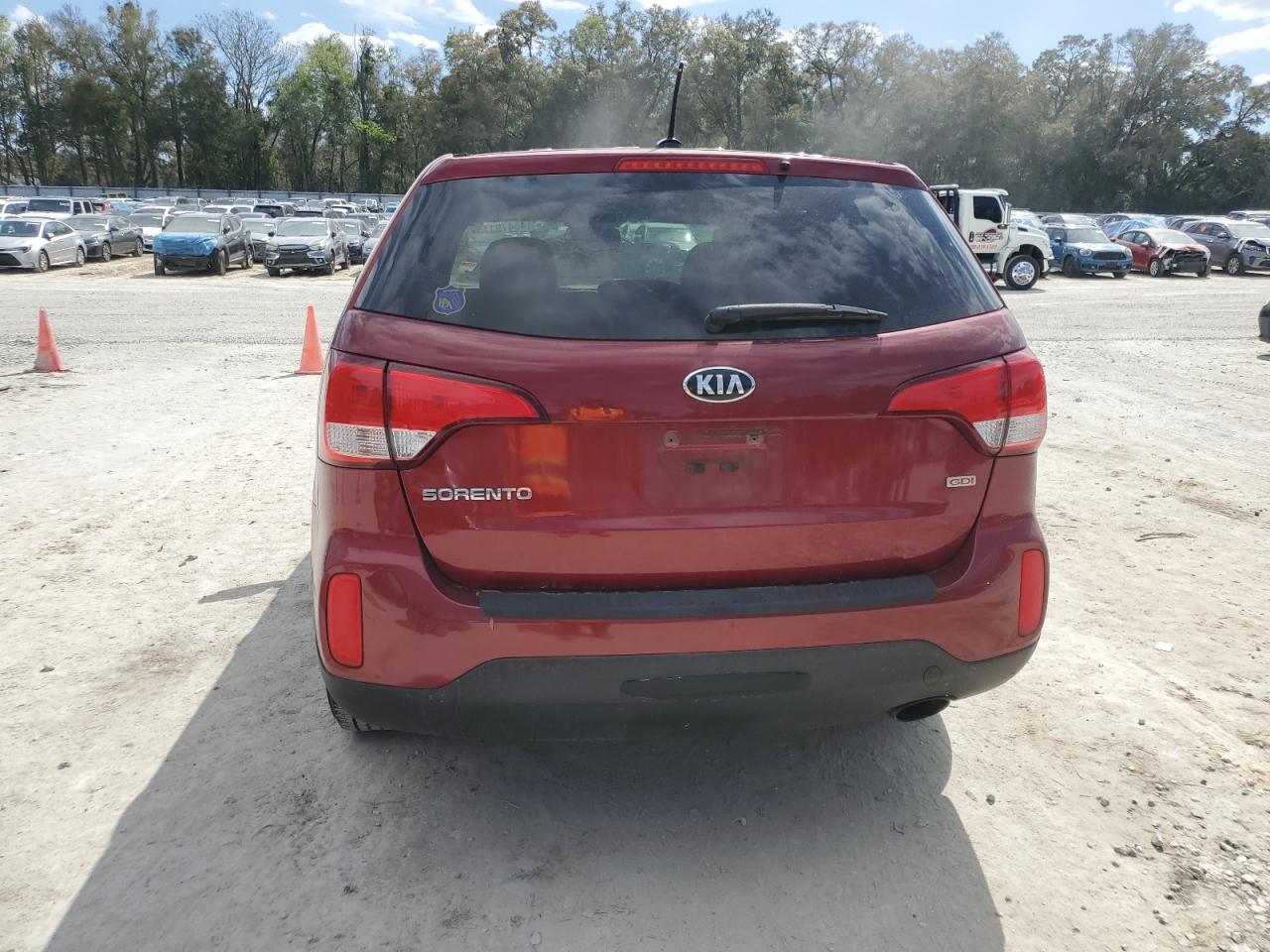 2015 KIA SORENTO LX - Image 6
