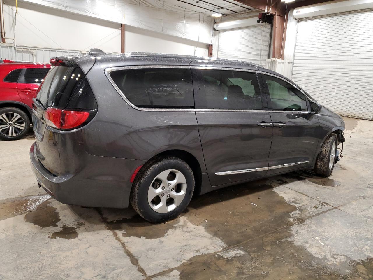2017 CHRYSLER PACIFICA T - Image 3