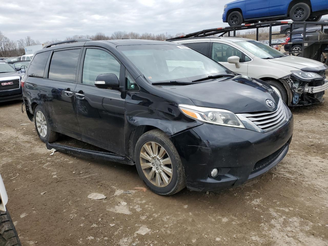 2015 TOYOTA SIENNA XLE - Фото 4