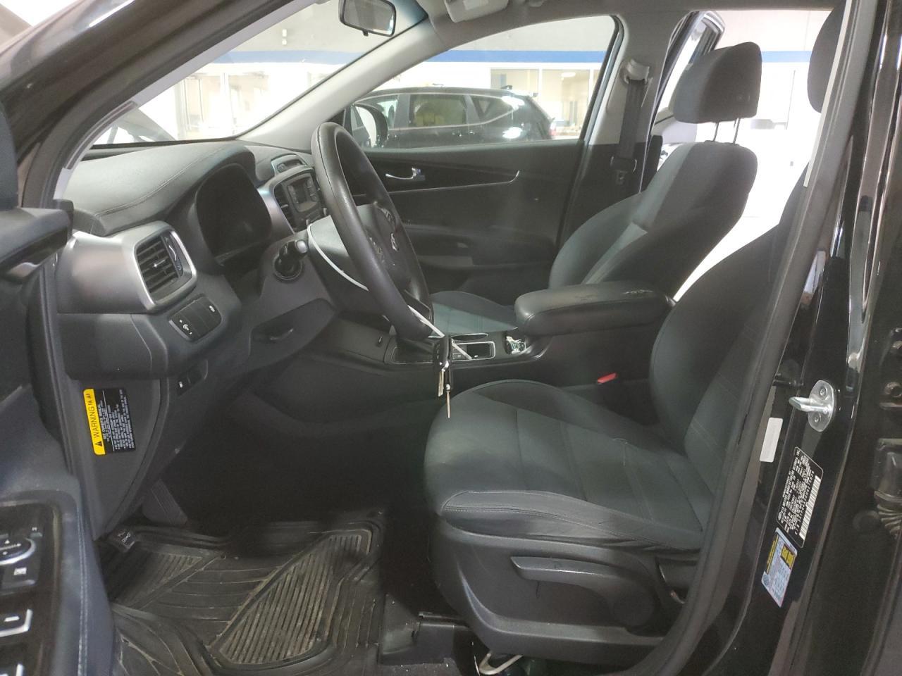 2017 KIA SORENTO LX - Фото 7