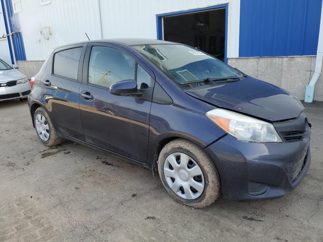 2014 TOYOTA YARIS - Фото 4