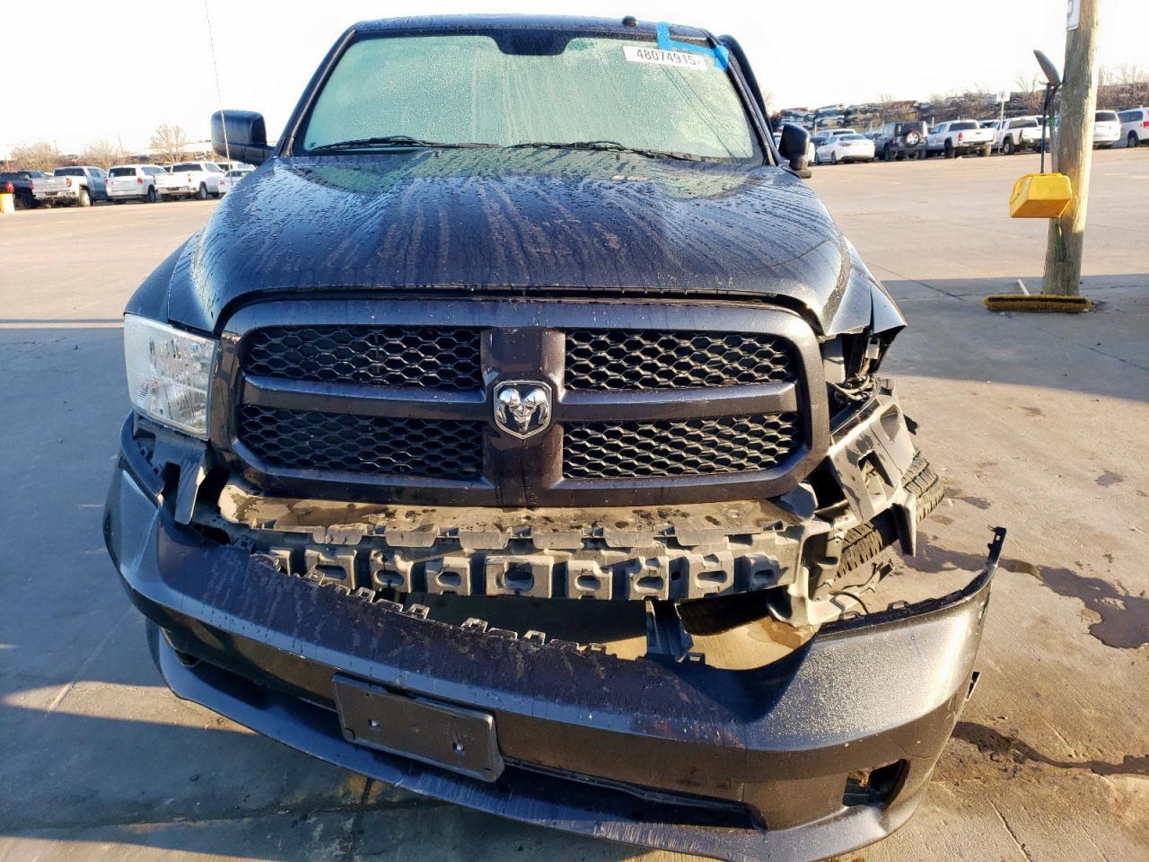 2014 RAM 1500 ST - Image 5