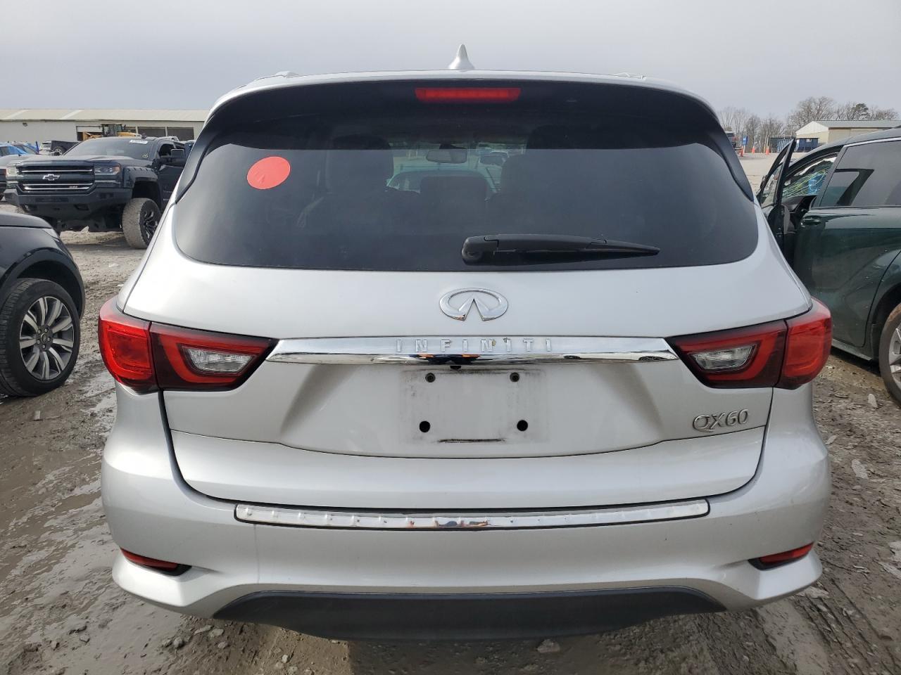 2019 INFINITI QX60 LUXE - Image 6