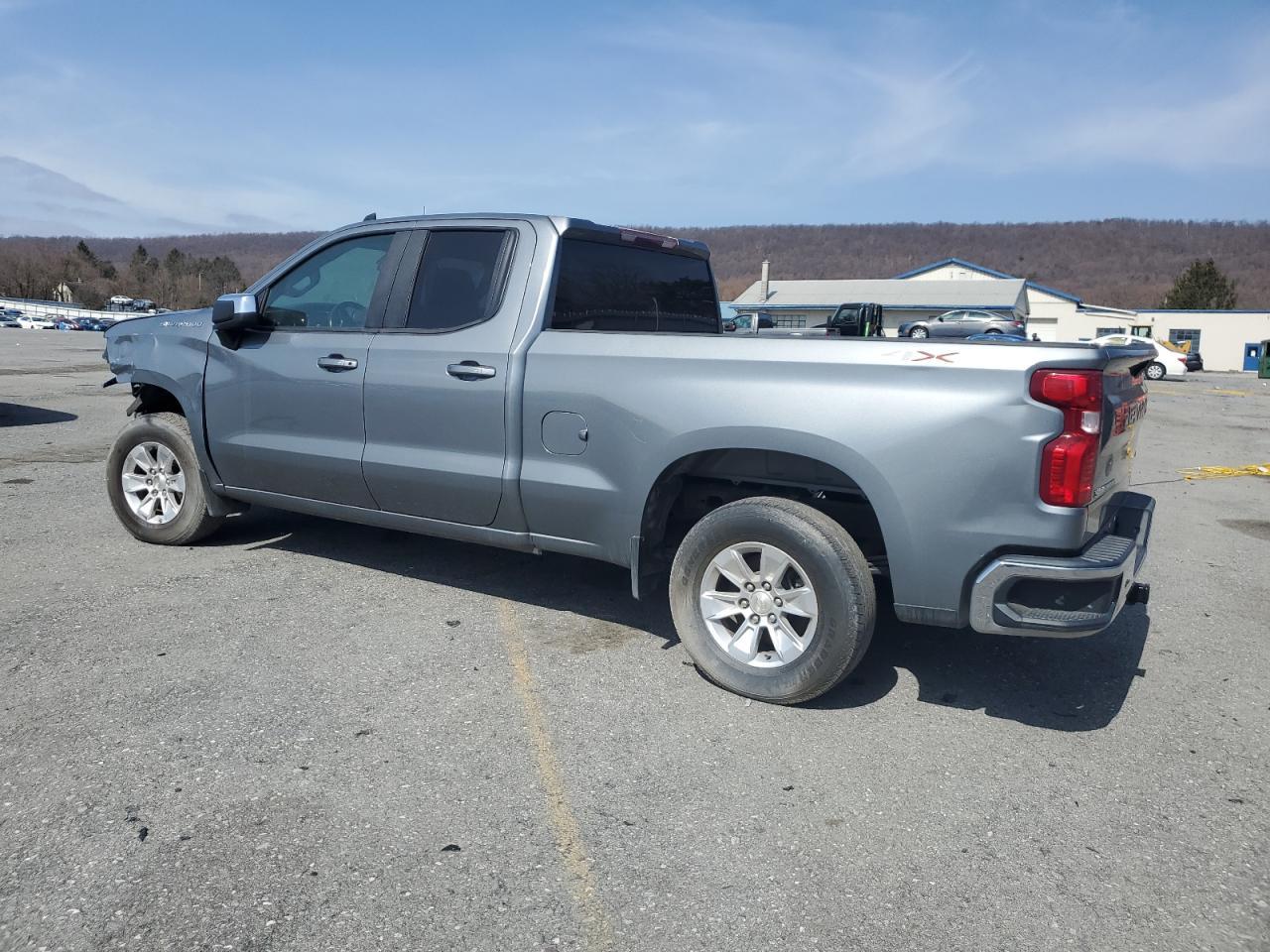 2019 CHEVROLET SILVERADO - Image 2