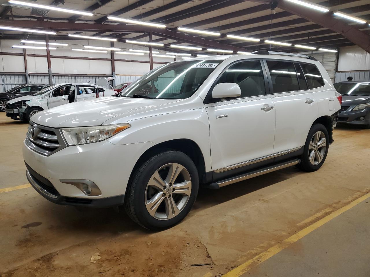 2011 TOYOTA HIGHLANDER