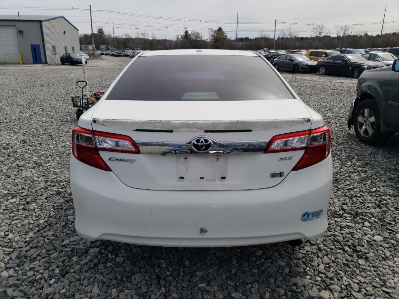 2012 TOYOTA CAMRY HYBR - Фото 6
