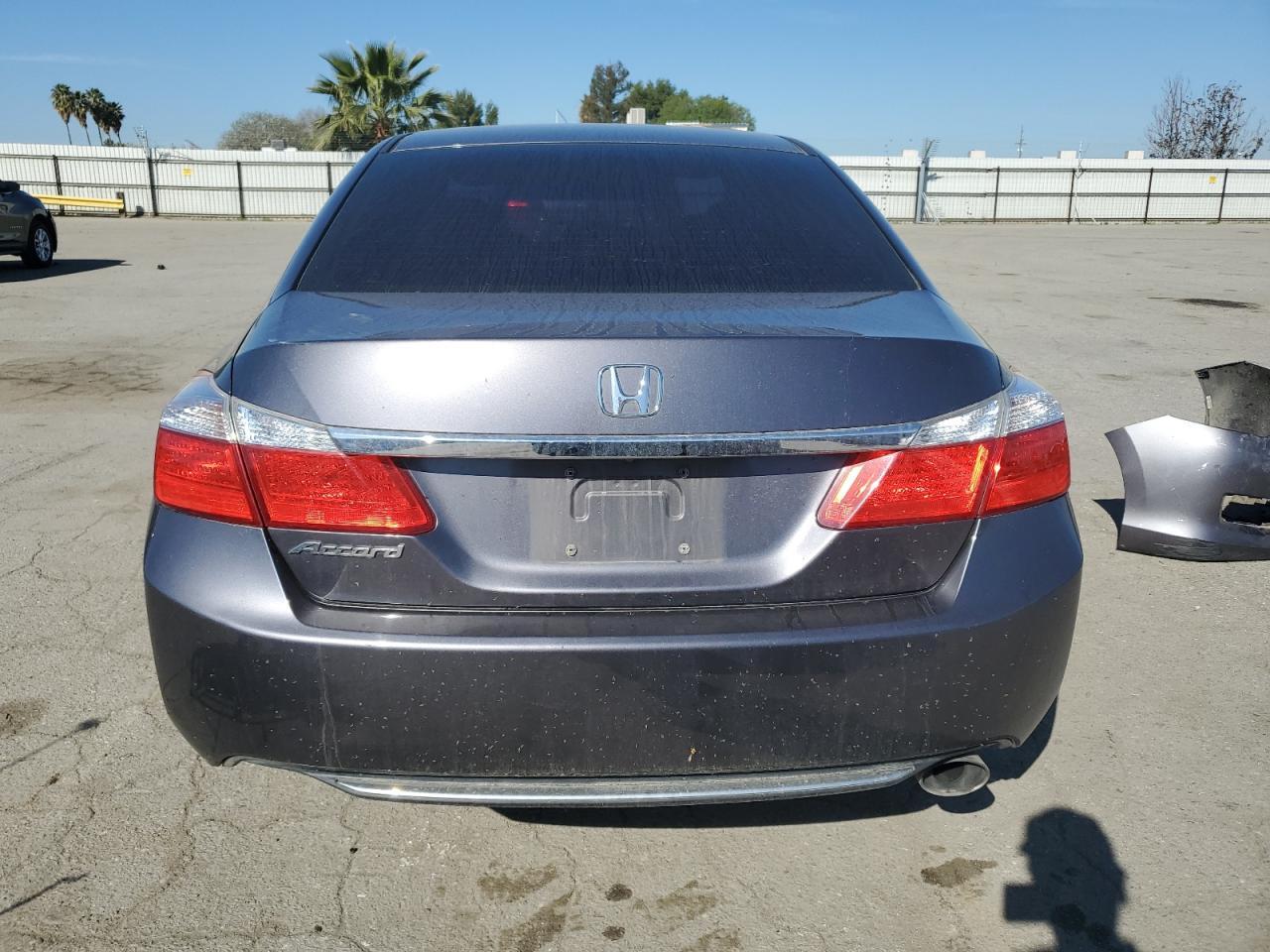 2014 HONDA ACCORD LX - Image 6