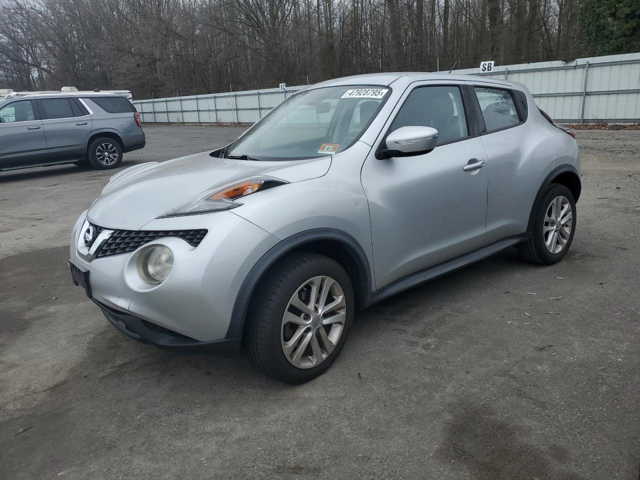 2017 NISSAN JUKE S