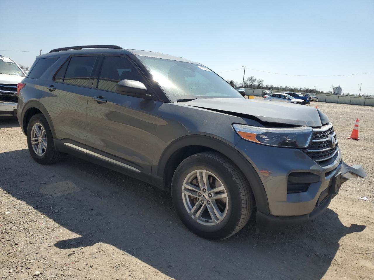 2023 FORD EXPLORER X - Image 4