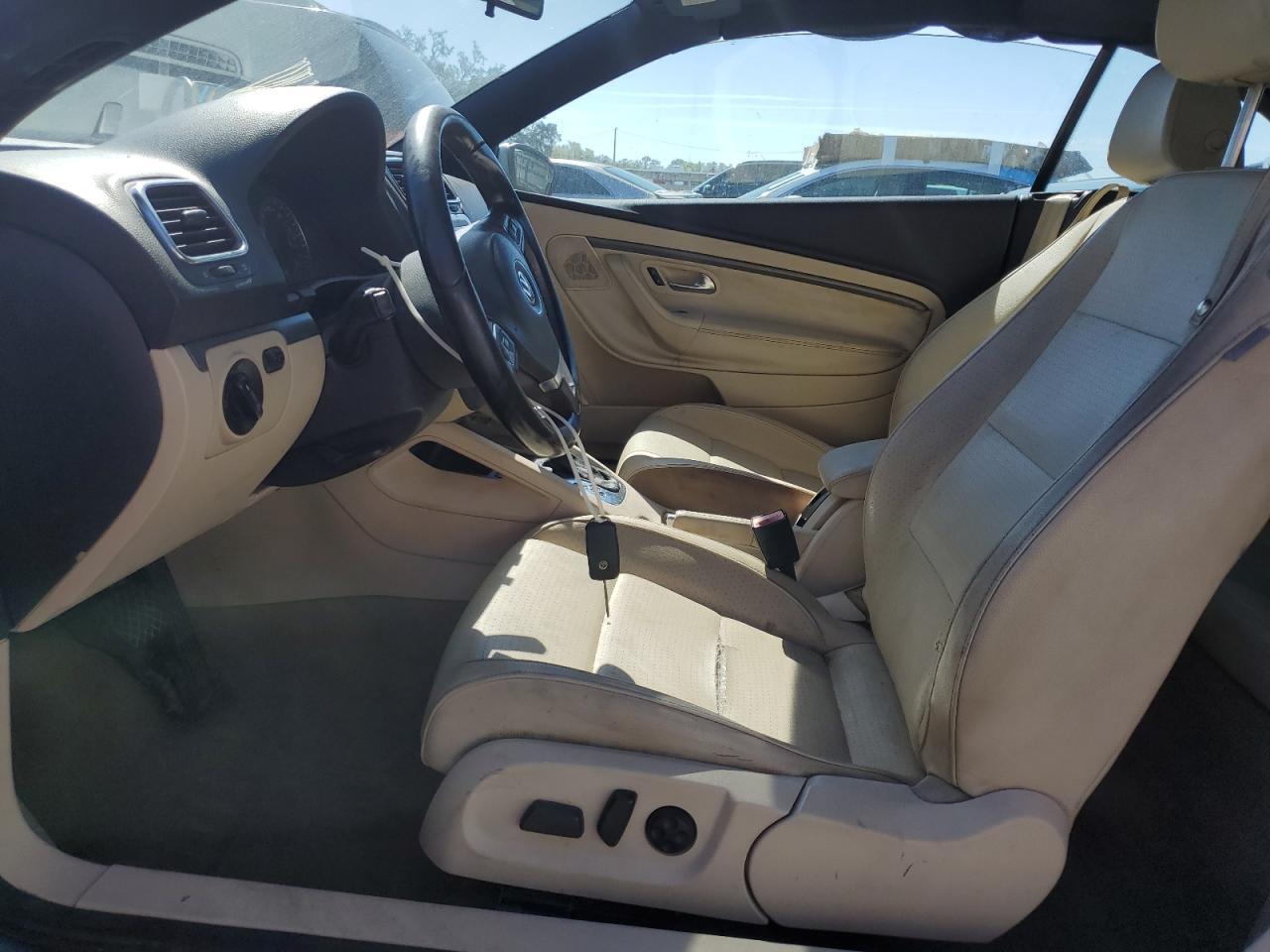 2010 VOLKSWAGEN EOS TURBO - Image 7