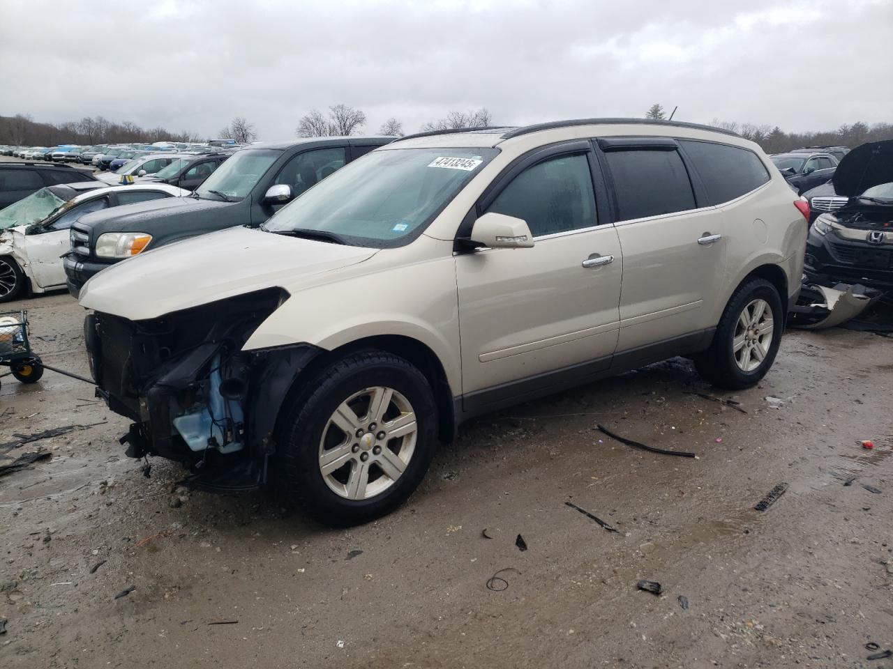 2011 CHEVROLET TRAVERSE L