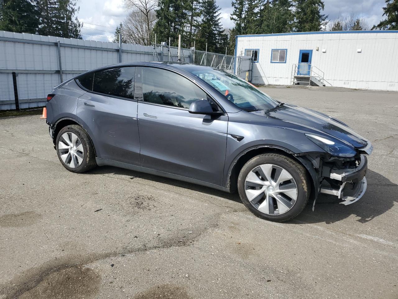 2023 TESLA MODEL Y - Image 4