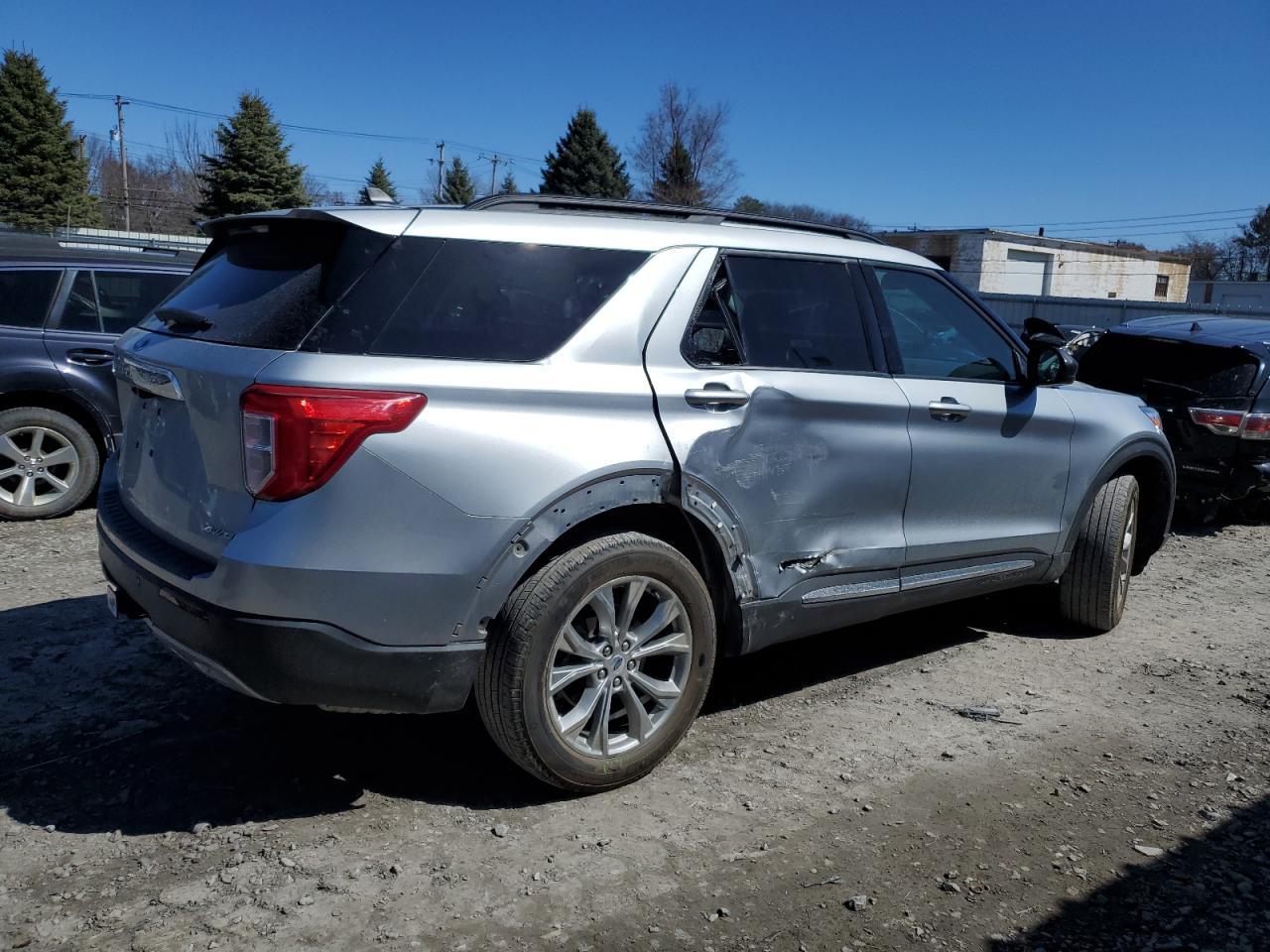 2023 FORD EXPLORER X - Image 3