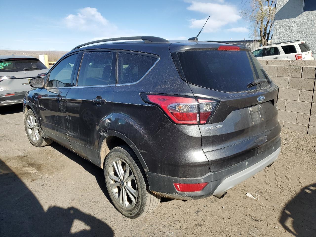 2017 FORD ESCAPE SE - Image 2