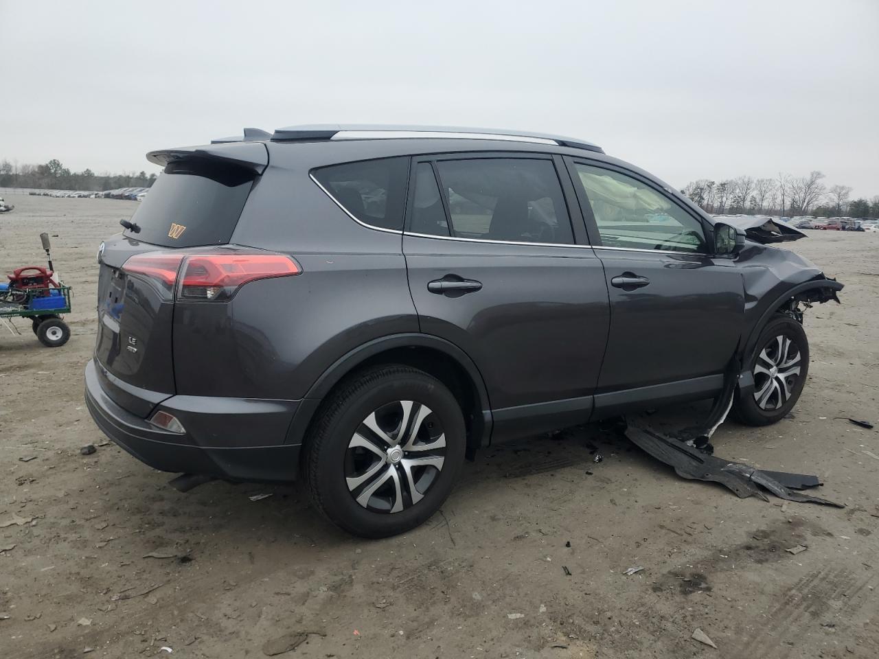 2017 TOYOTA RAV4 LE - Image 3