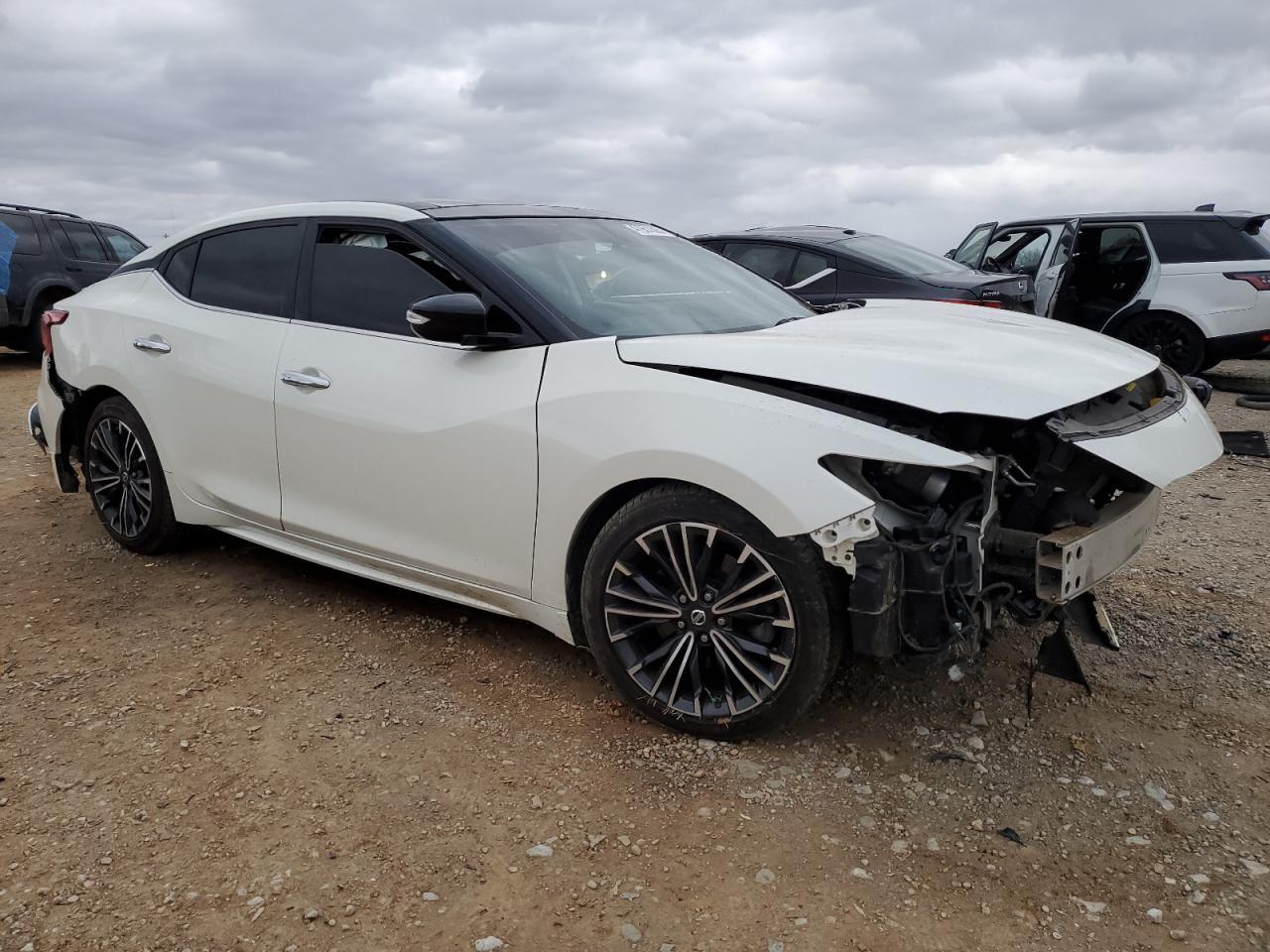 2017 NISSAN MAXIMA 3.5 - Image 4