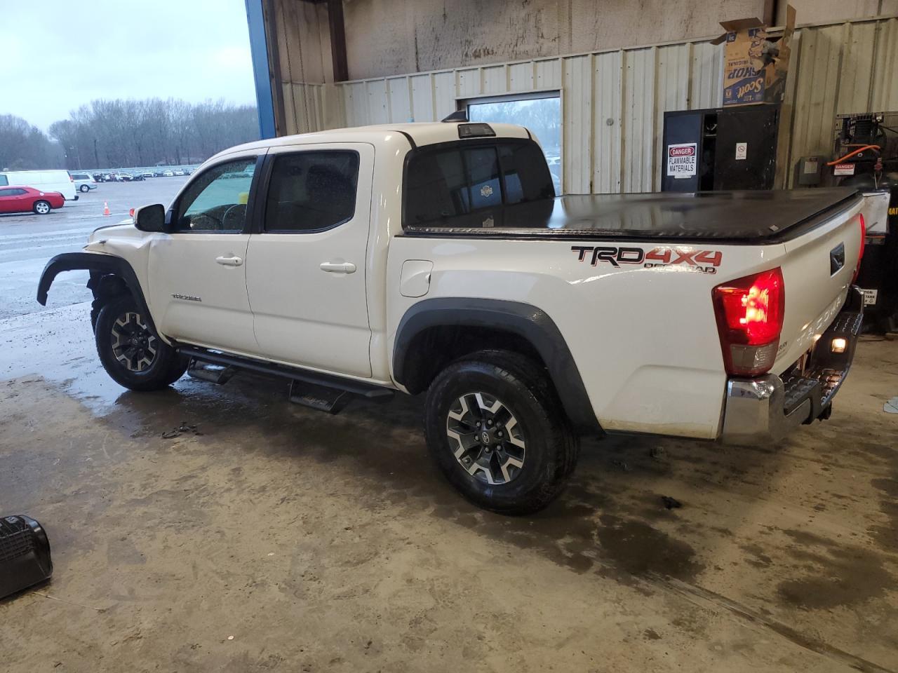 2016 TOYOTA TACOMA DOU - Image 2