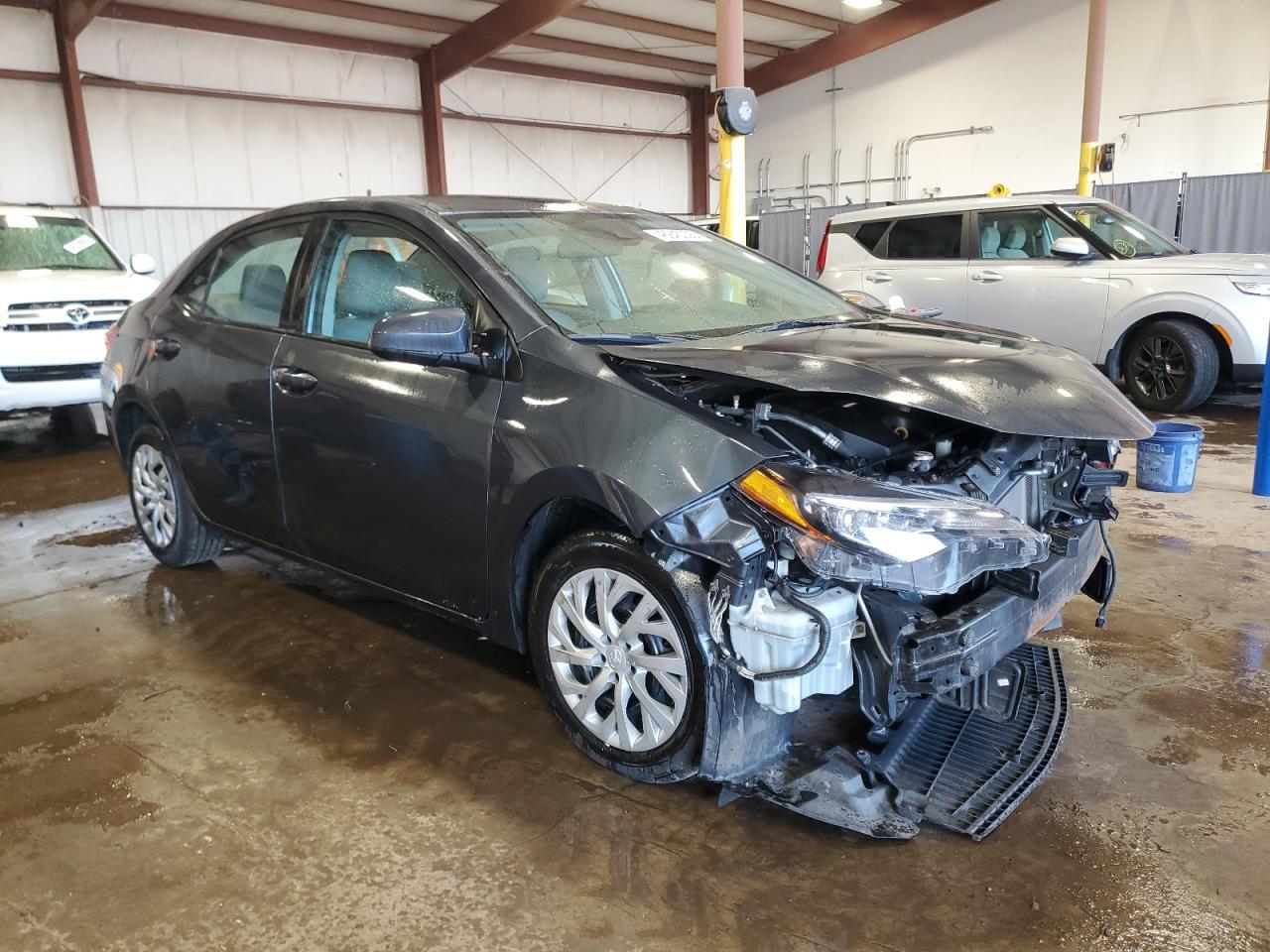 2018 TOYOTA COROLLA L - Image 4