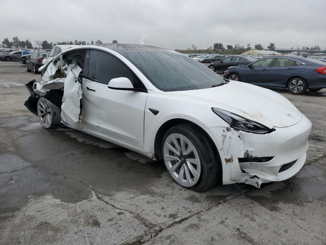 2021 TESLA MODEL 3 - Фото 4