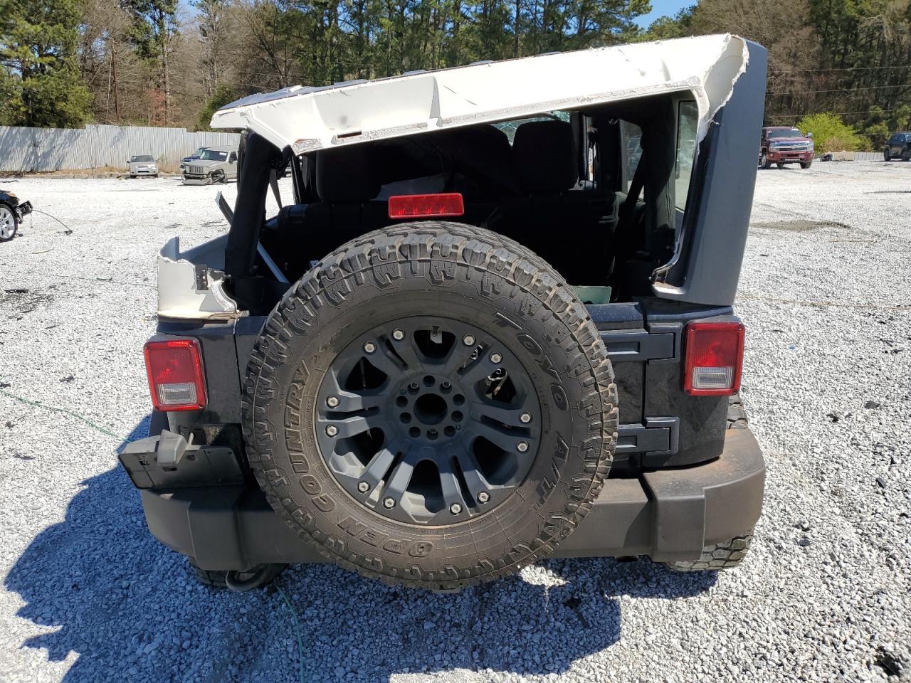 2014 JEEP WRANGLER U - Фото 6