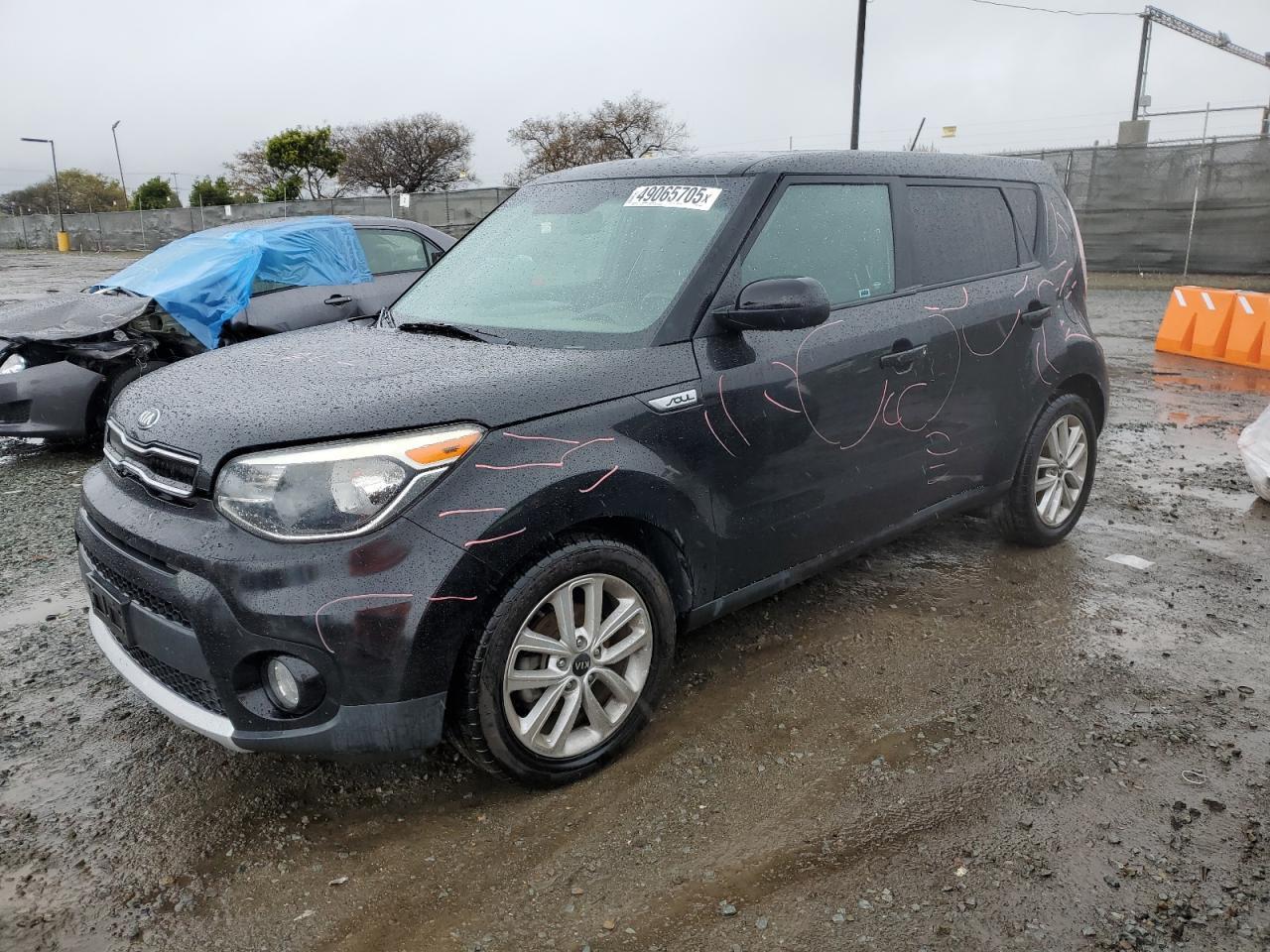2017 KIA SOUL +