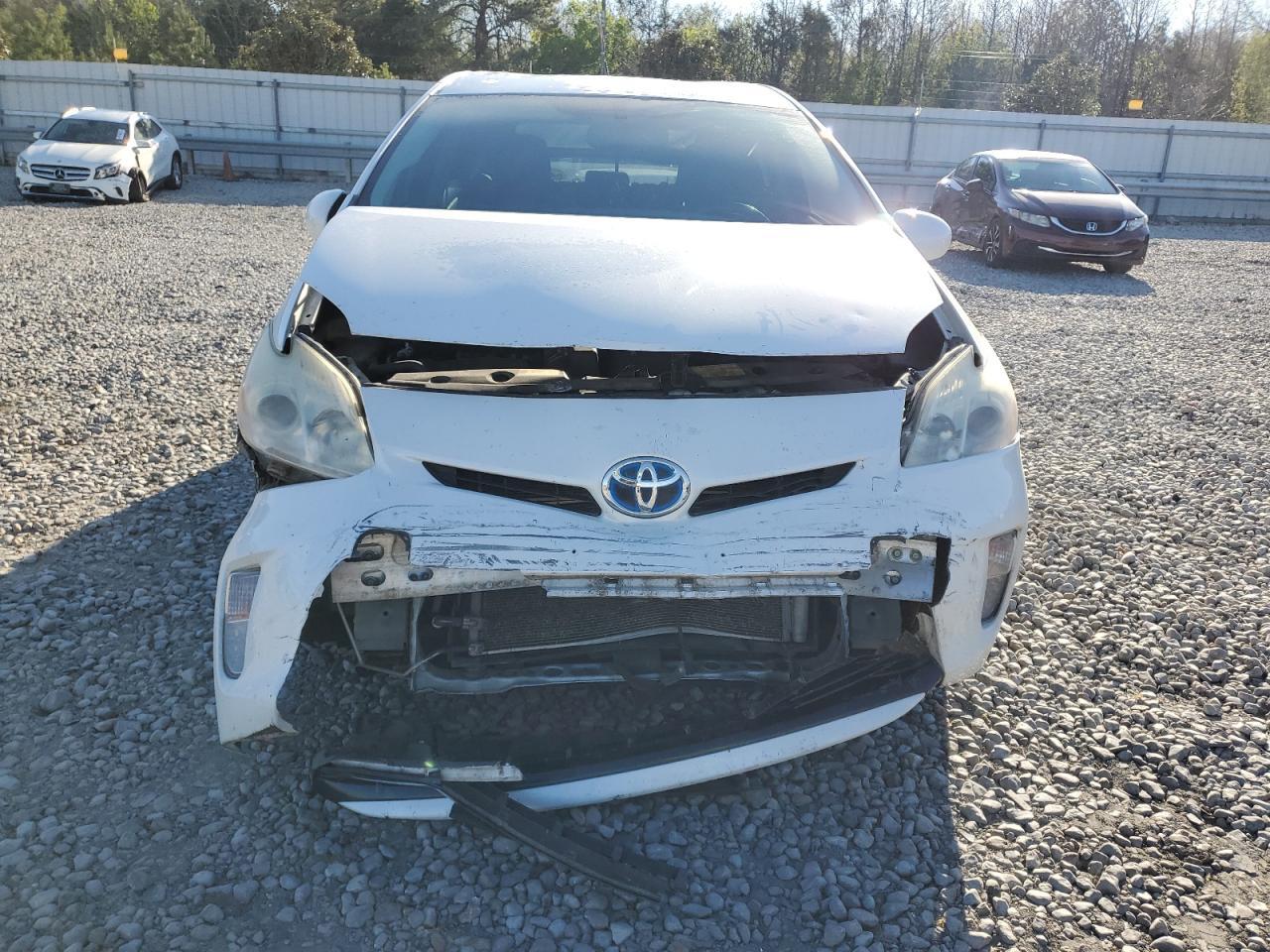 2013 TOYOTA PRIUS - Image 5