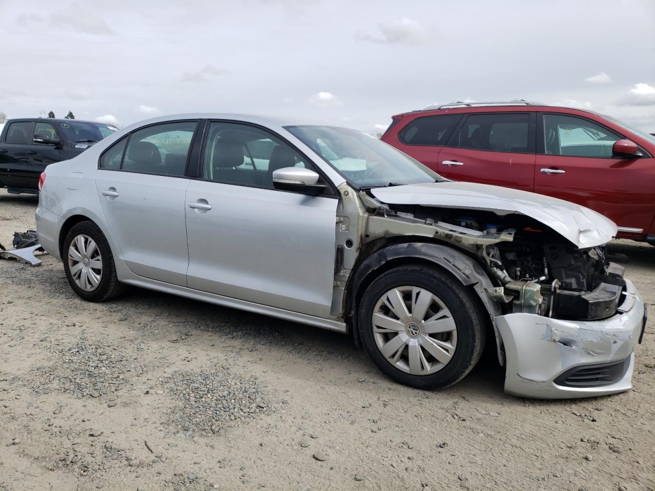 2014 VOLKSWAGEN JETTA SE - Image 4
