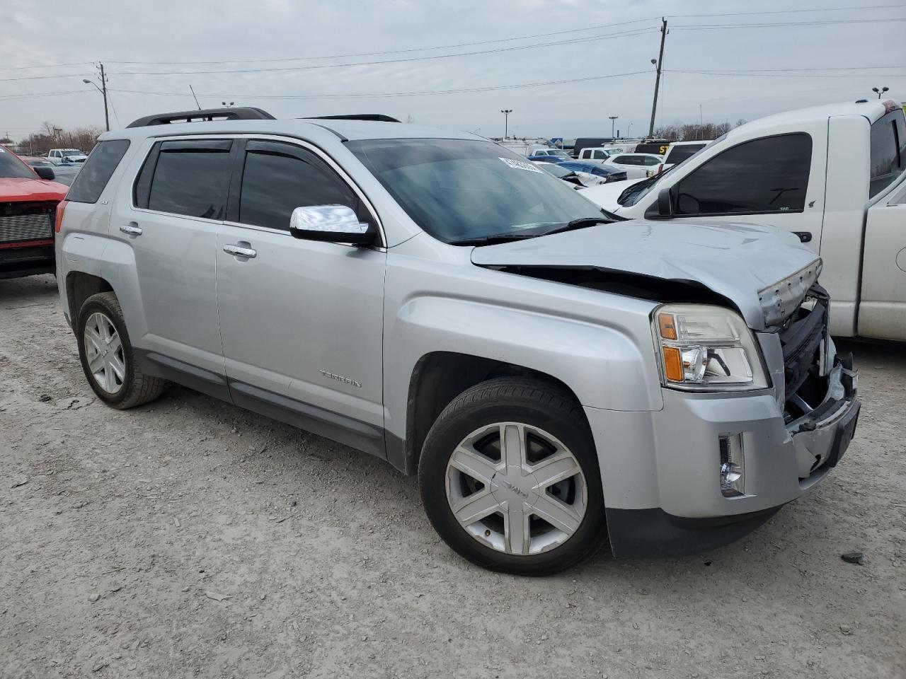 2012 GMC TERRAIN SL - Image 4