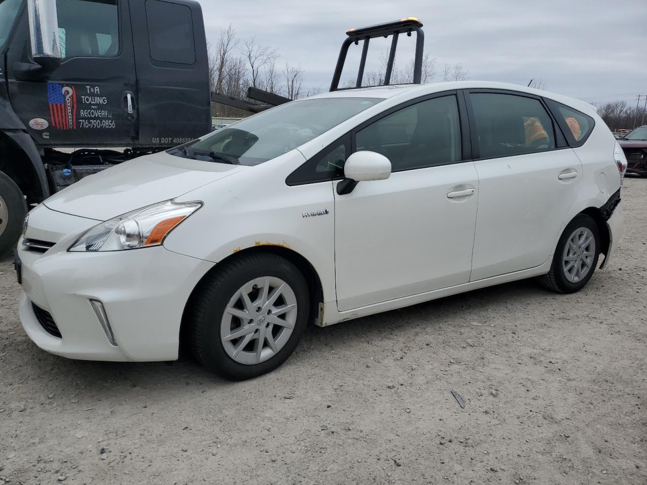 2013 TOYOTA PRIUS V