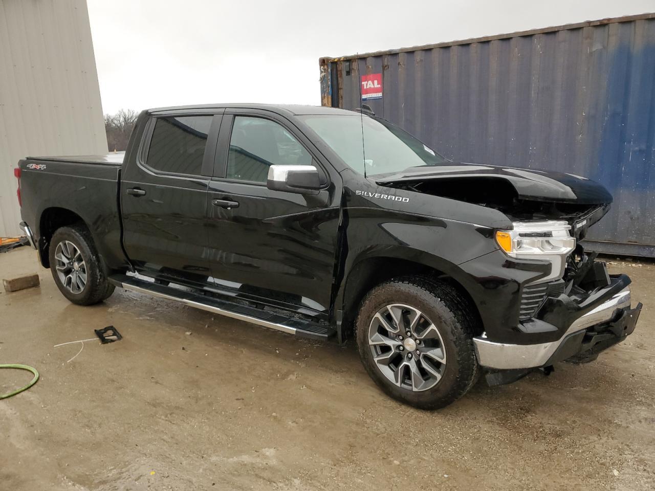 2023 CHEVROLET SILVERADO - Image 4