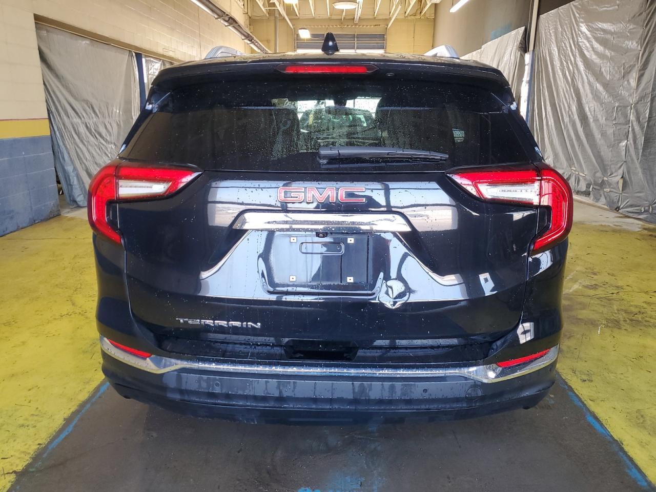 2023 GMC TERRAIN SL - Image 6